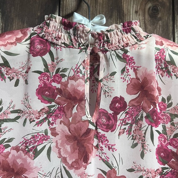 Torrid Light Pink Floral Sheer Chiffon Smocked Mock Neck Blouse Sz 3X - Picture 10 of 12